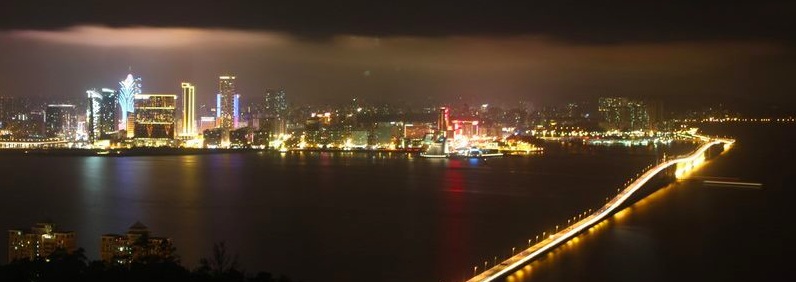 Harbour Lights: Pierre Francois Metayer (http://www.facebook.com/PFMacau) Harbour Lights