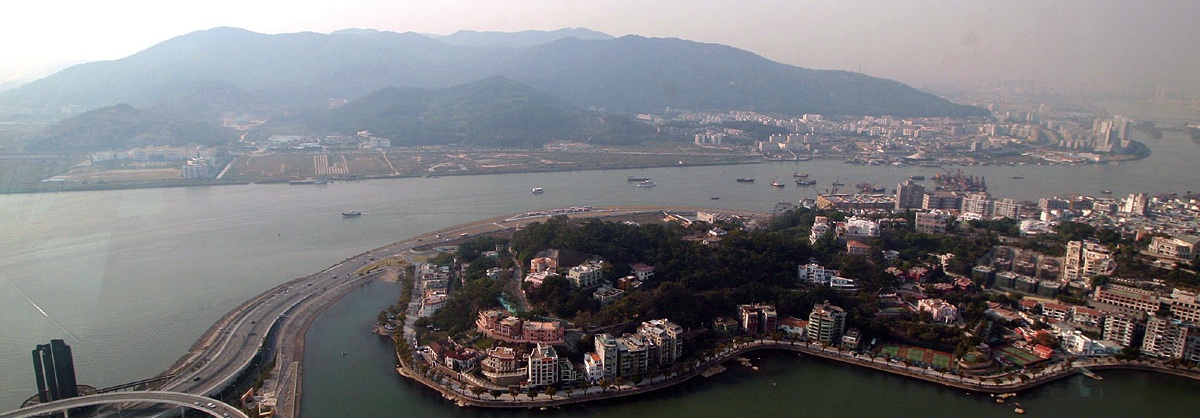 Macau Cityscape (by Kabacchi: http://www.flickr.com/photos/kabacchi/4346039002/) Macau Cityscape